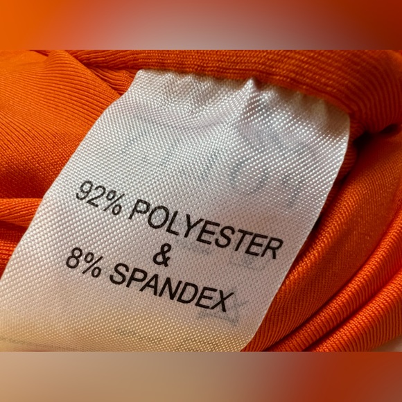 NWOT Oh Polly Bright Neon Orange Ruched V neck Bodycon Cocktail Mini Dress 4 - Picture 5 of 8